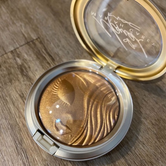 Mac Extra Dimension My Mimi highlighter - Picture 1 of 4